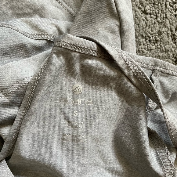 Light Grey Workout Tank Top - Picture 3 of 3